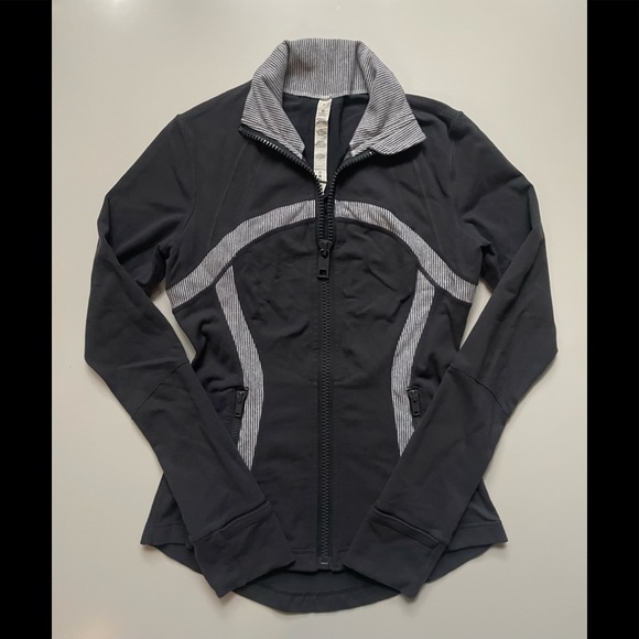 Lululemon Define Jacket - Picture 3 of 6